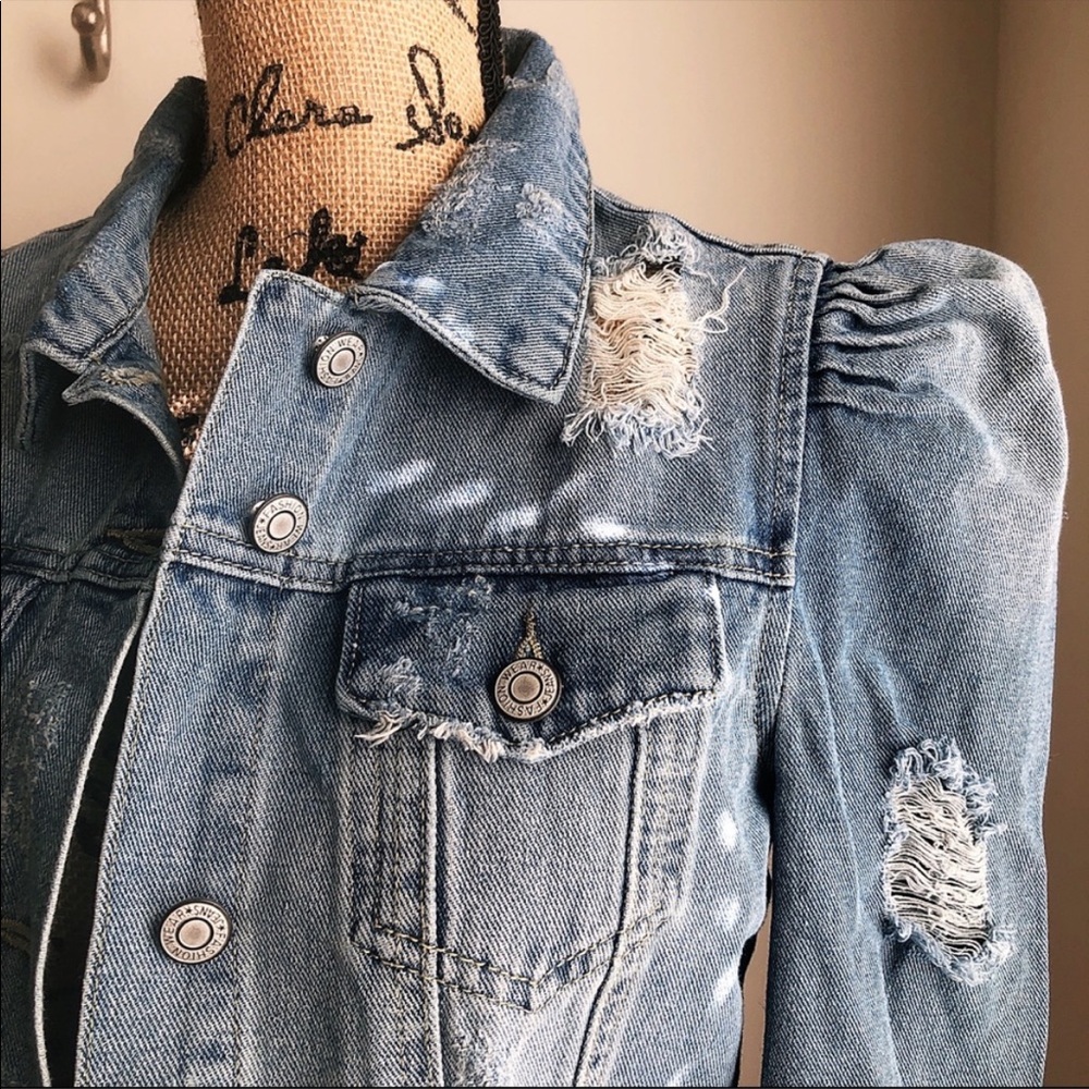 PUFF SLEEVE cropped jean jacket